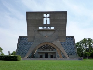 2009-0522-mn-sju-abbeychurch